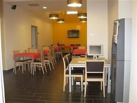 Hotel Residence Empedocle 墨西拿