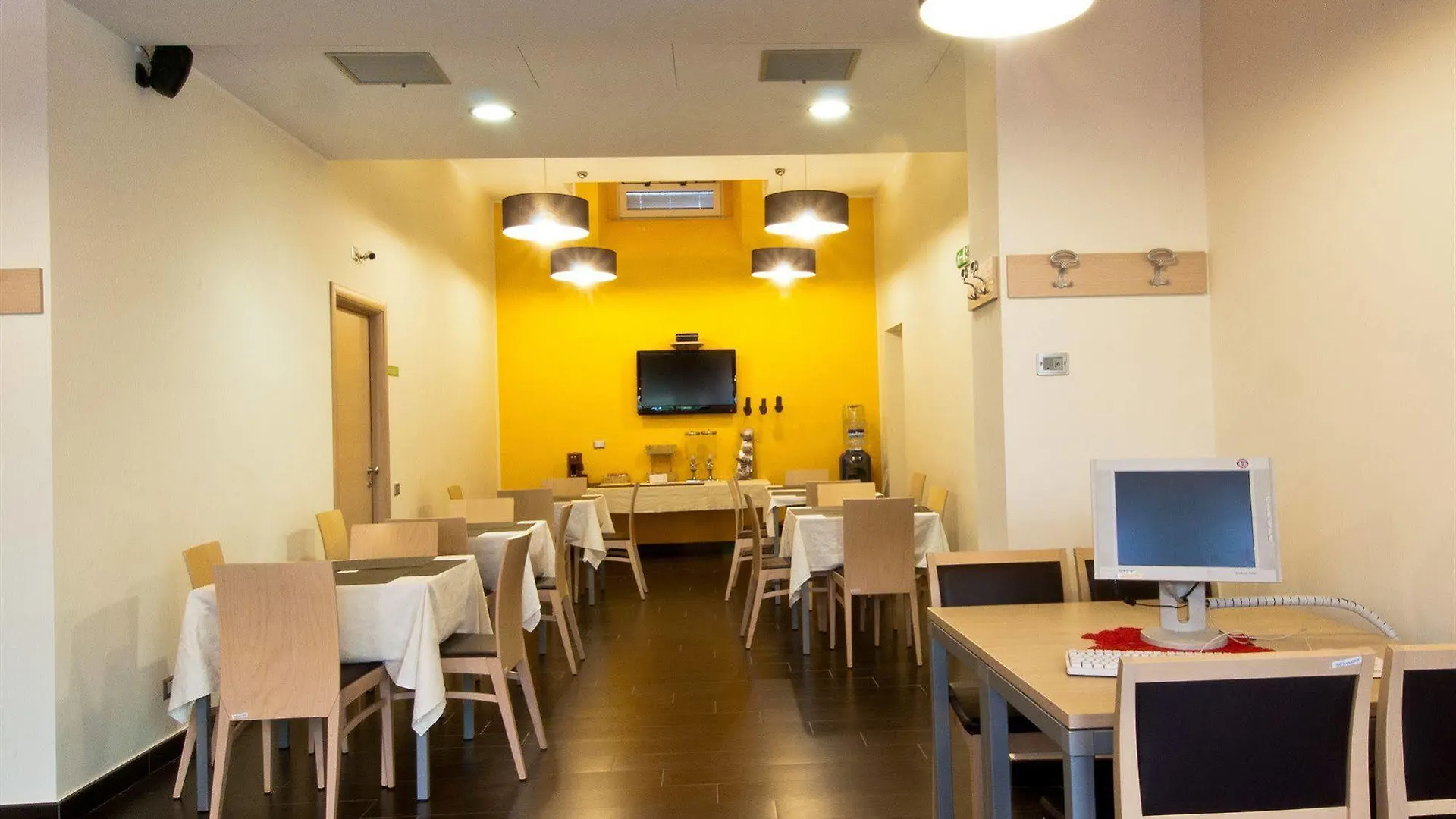 Hotel Residence Empedocle 墨西拿